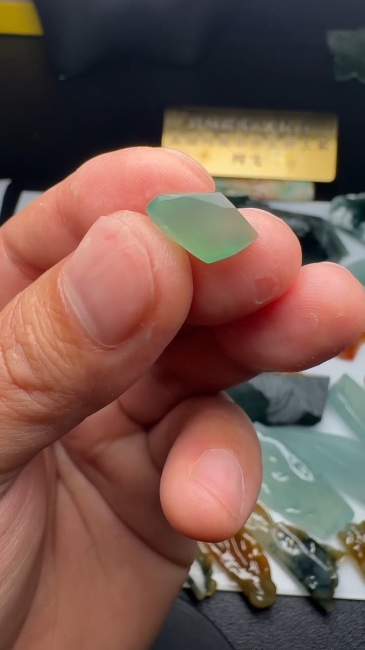 未镶嵌定制翡翠定制不退换