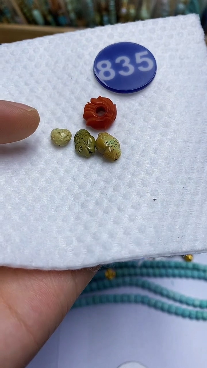 【闪购商品】玛瑙/玉髓雕刻件未镶嵌835