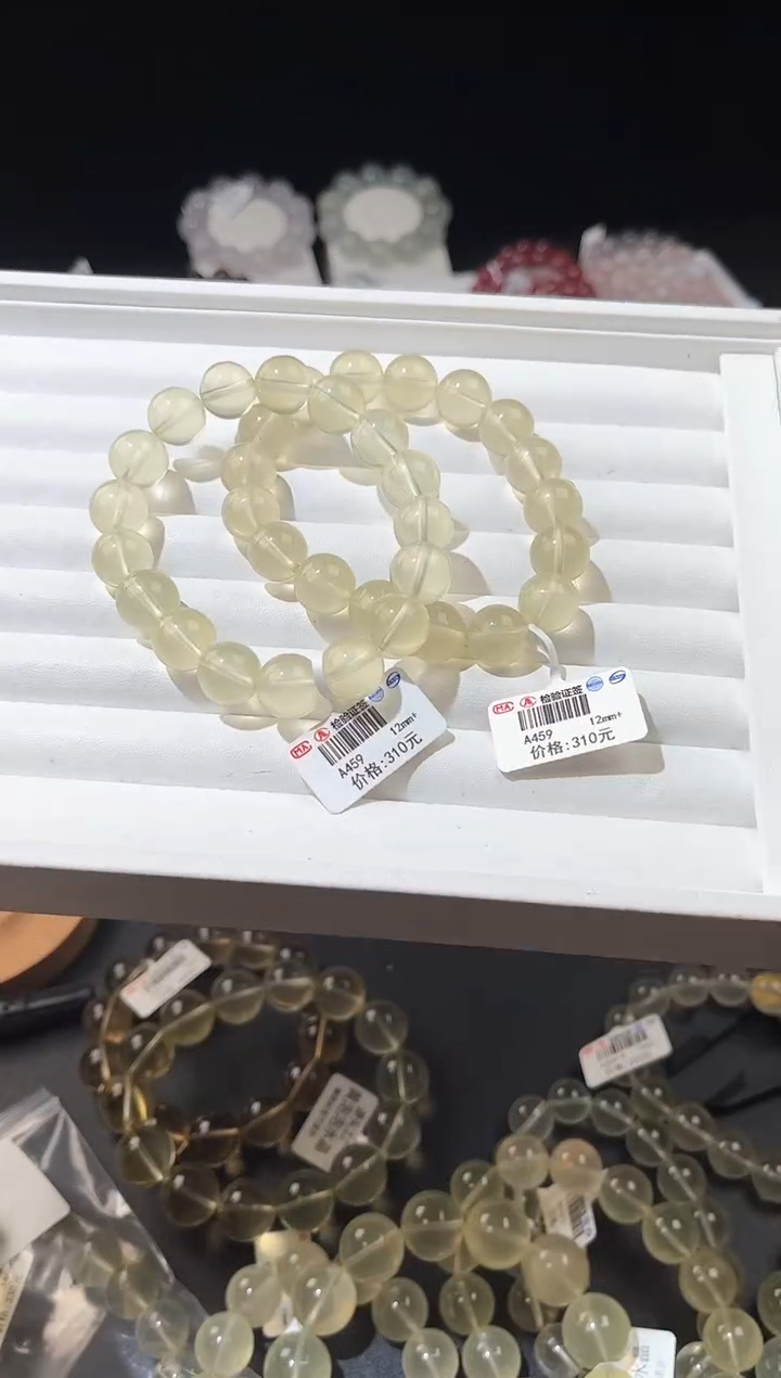 【闪购商品】水晶手链未镶嵌多样性发一柠檬黄12mm