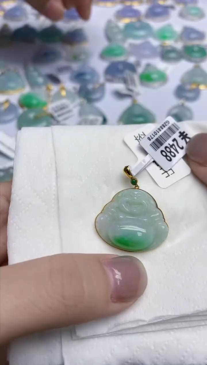 【闪购商品】翡翠颈饰18K金镶嵌天然翡翠A货