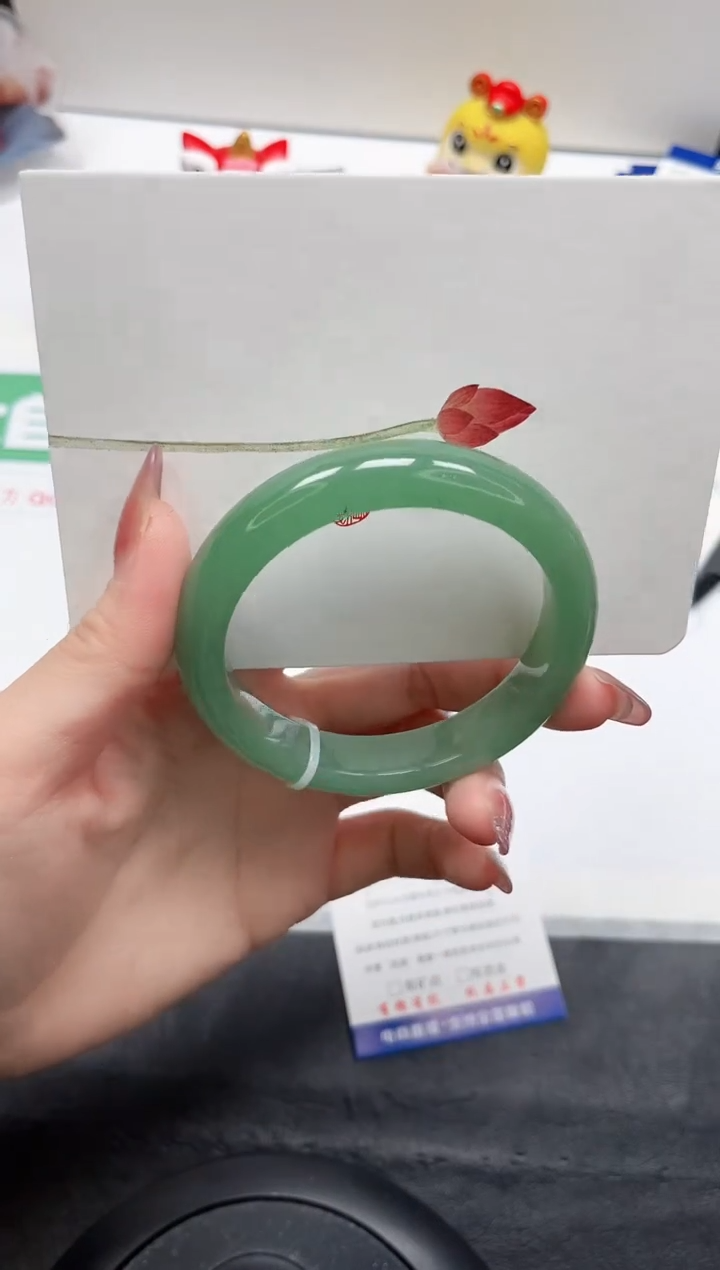 【闪购商品】石英质玉手镯未镶嵌297-57