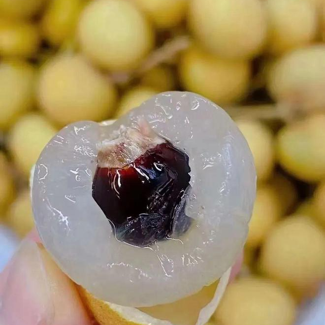 鲜龙眼1000g 盒装