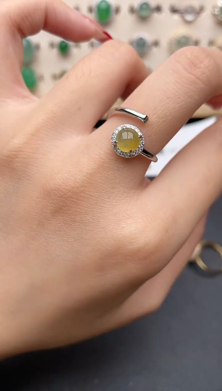 【闪购商品】翡翠戒指银S925镶嵌一物一证一礼盒