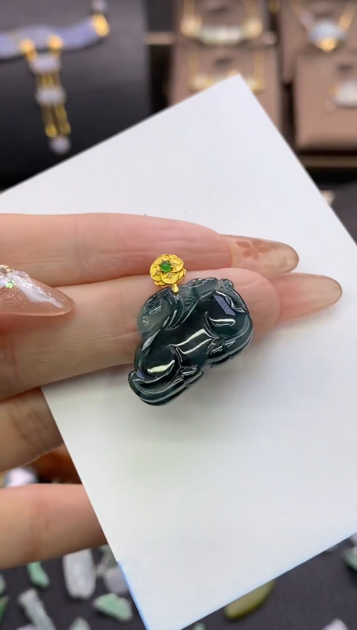 【闪购商品】翡翠颈饰18K金镶嵌净货11909