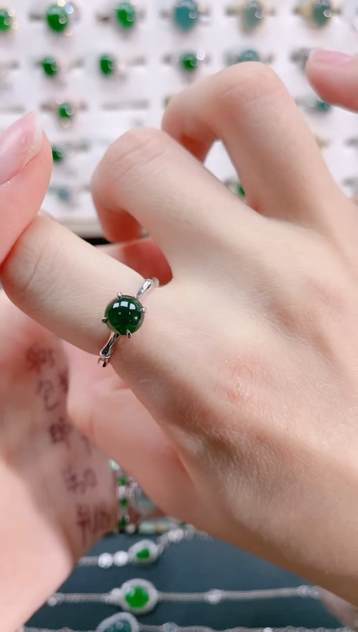 【闪购商品】翡翠戒指银S925镶嵌天然翡翠