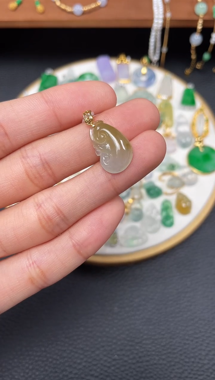 【闪购商品】翡翠吊坠(不含链)18K金镶嵌一个   JK539