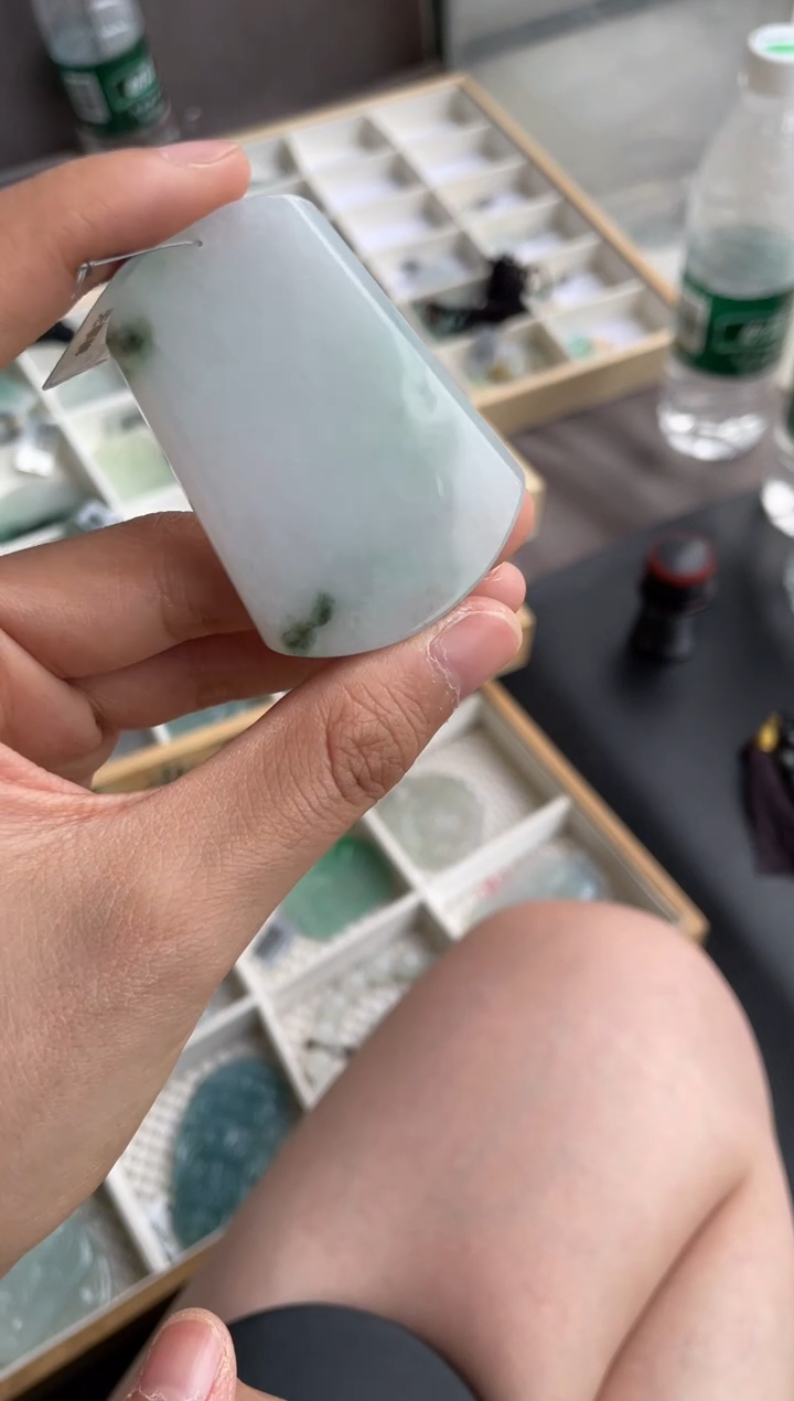 吊坠(不含链)未镶嵌翡翠天然缅甸A货翡翠