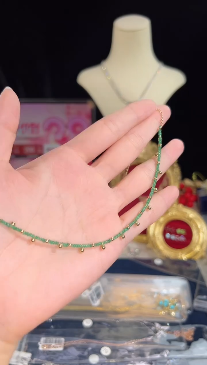 【闪购商品】祖母绿颈饰18K金镶嵌项链