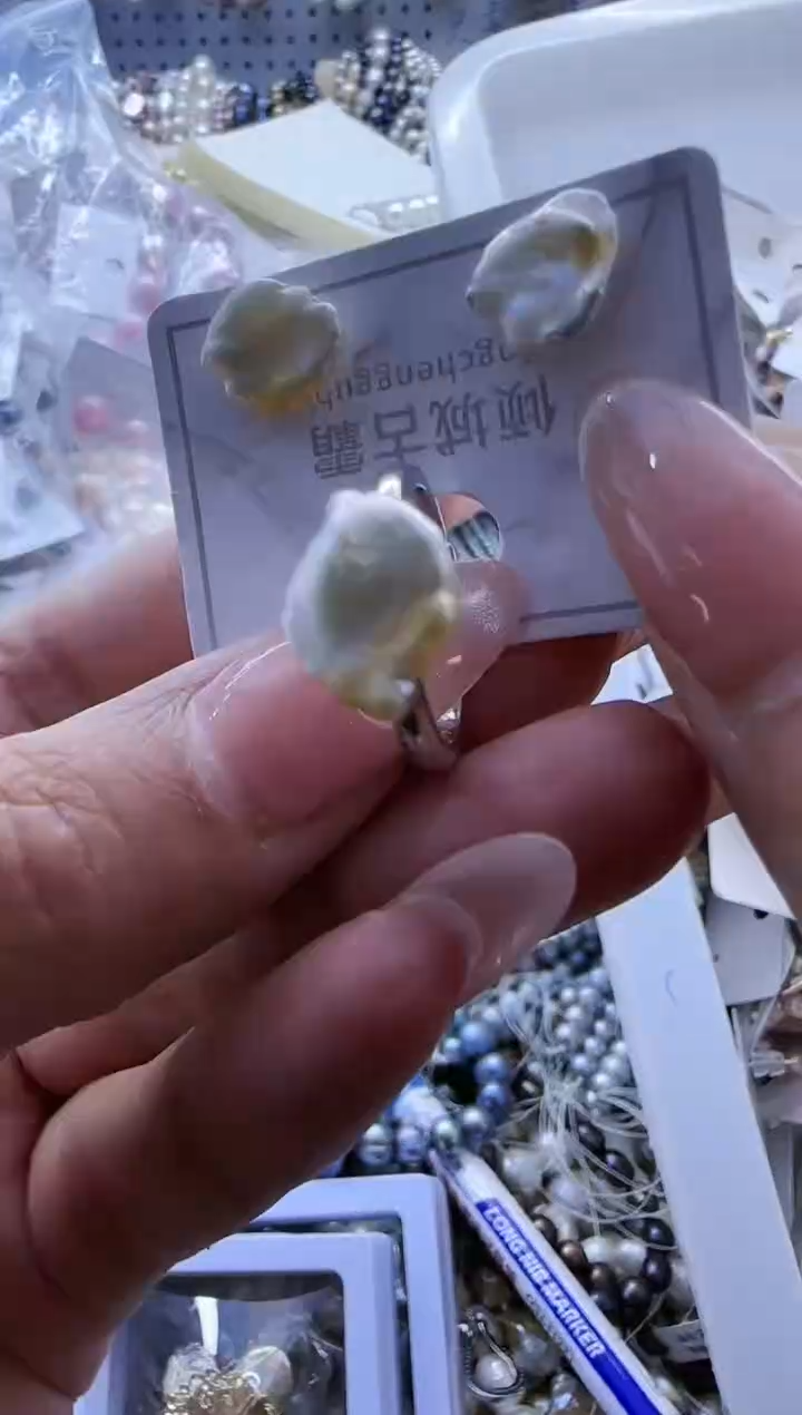 【闪购商品】淡水珍珠耳饰银S925镶嵌19