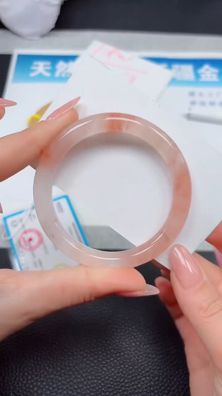 【闪购商品】石英质玉手镯未镶嵌A348