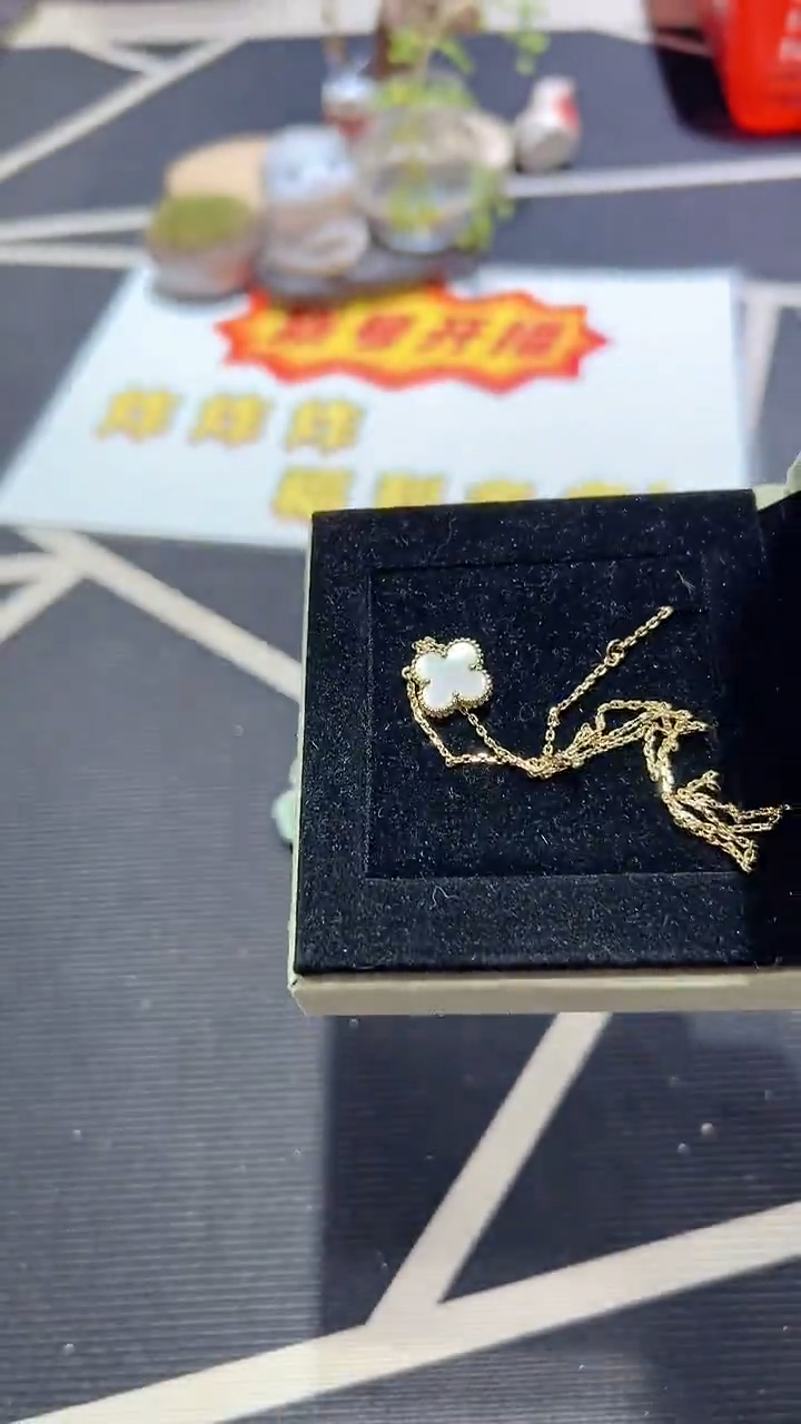 瓷片碗碟好物一件不留@@1