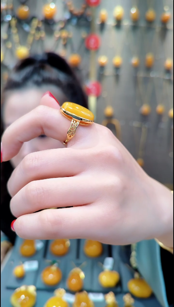 【闪购商品】蜜蜡戒指银S925镀金镶嵌A395蜜蜡戒指