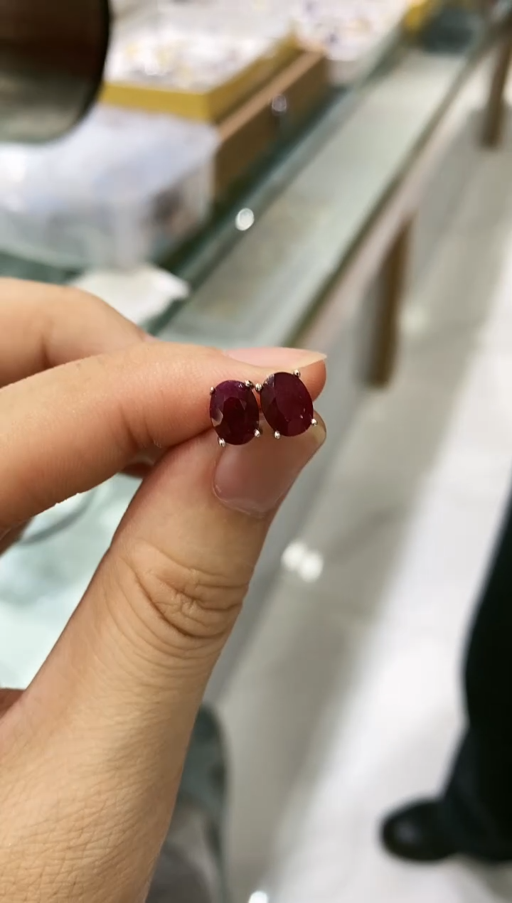 【闪购商品】红宝石耳饰银S925镀金镶嵌耳钉