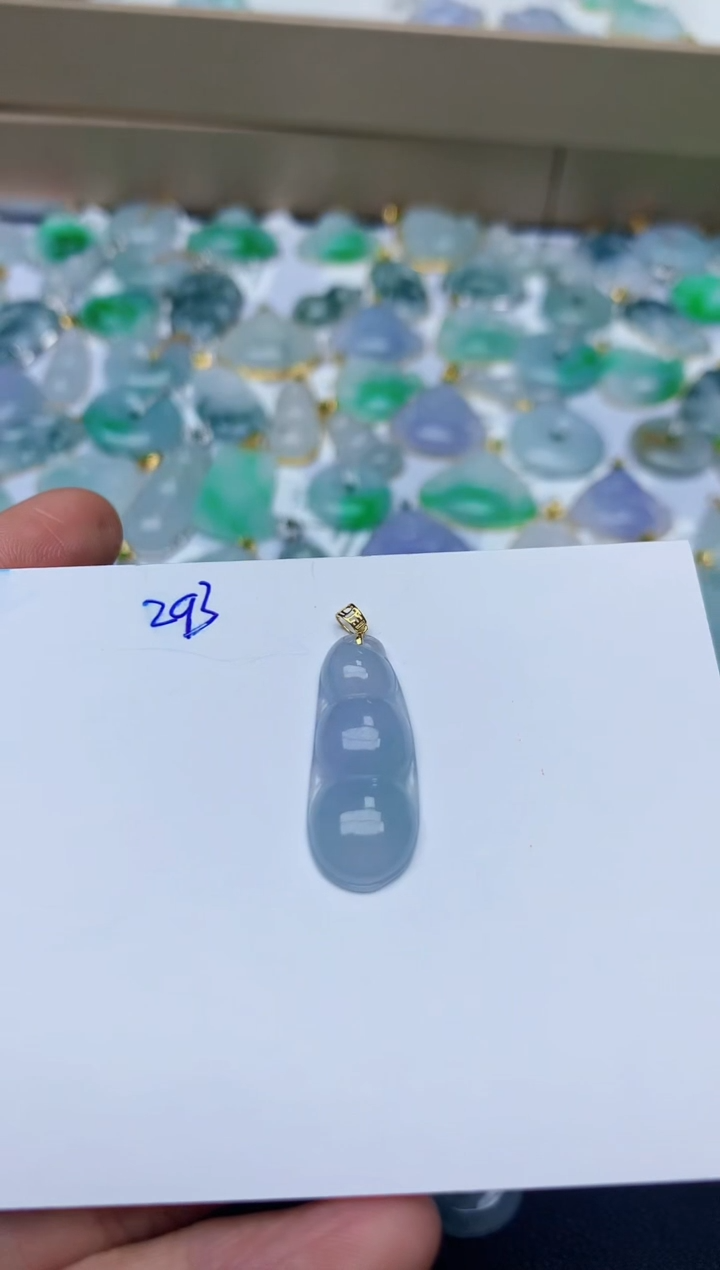 【闪购商品】翡翠颈饰18K金镶嵌天然翡翠A货