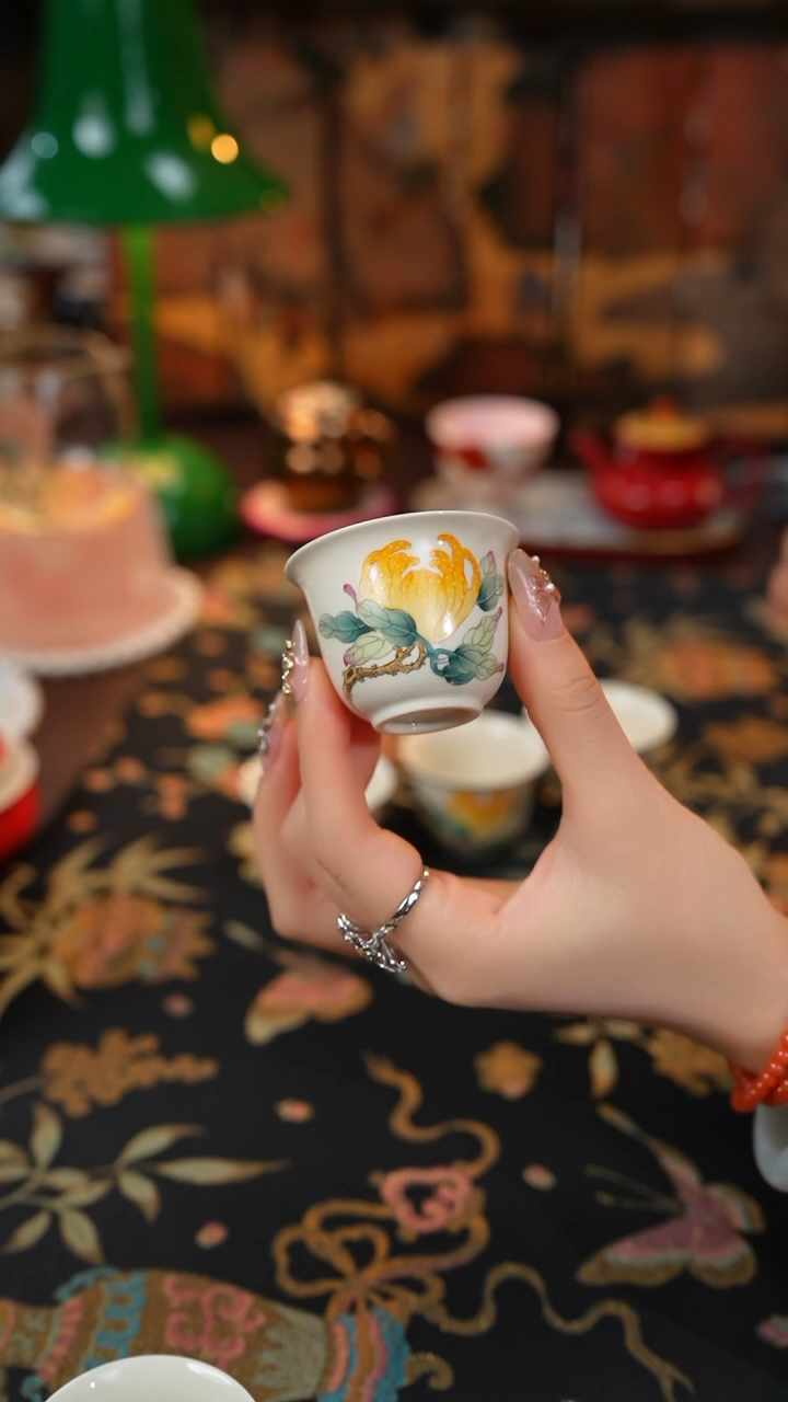【闪购商品】景德镇手工手绘雅圣粉彩佛手岩茶一口杯