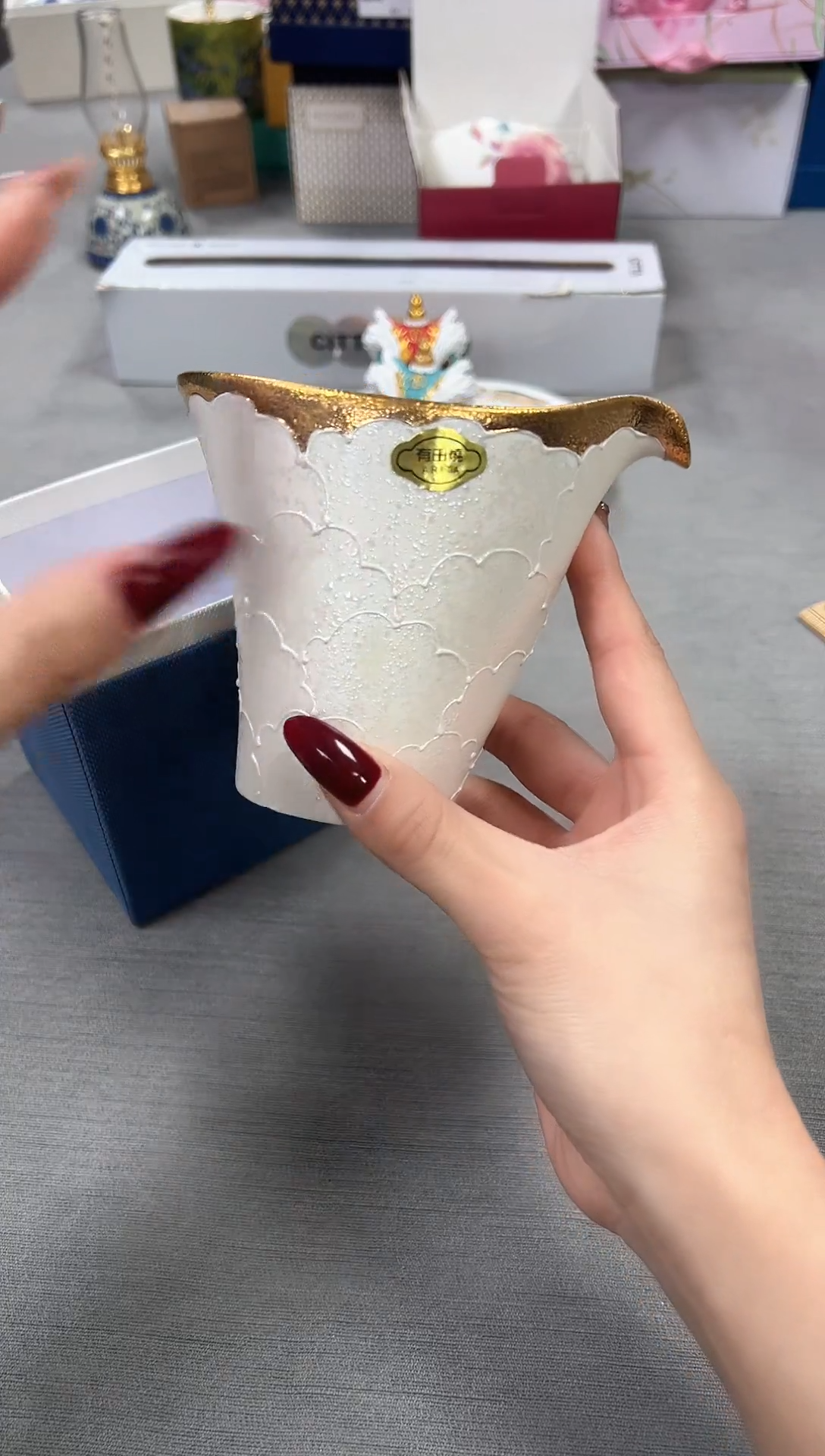 【闪购商品】瓷片新号开播不计成本欢迎点菜！