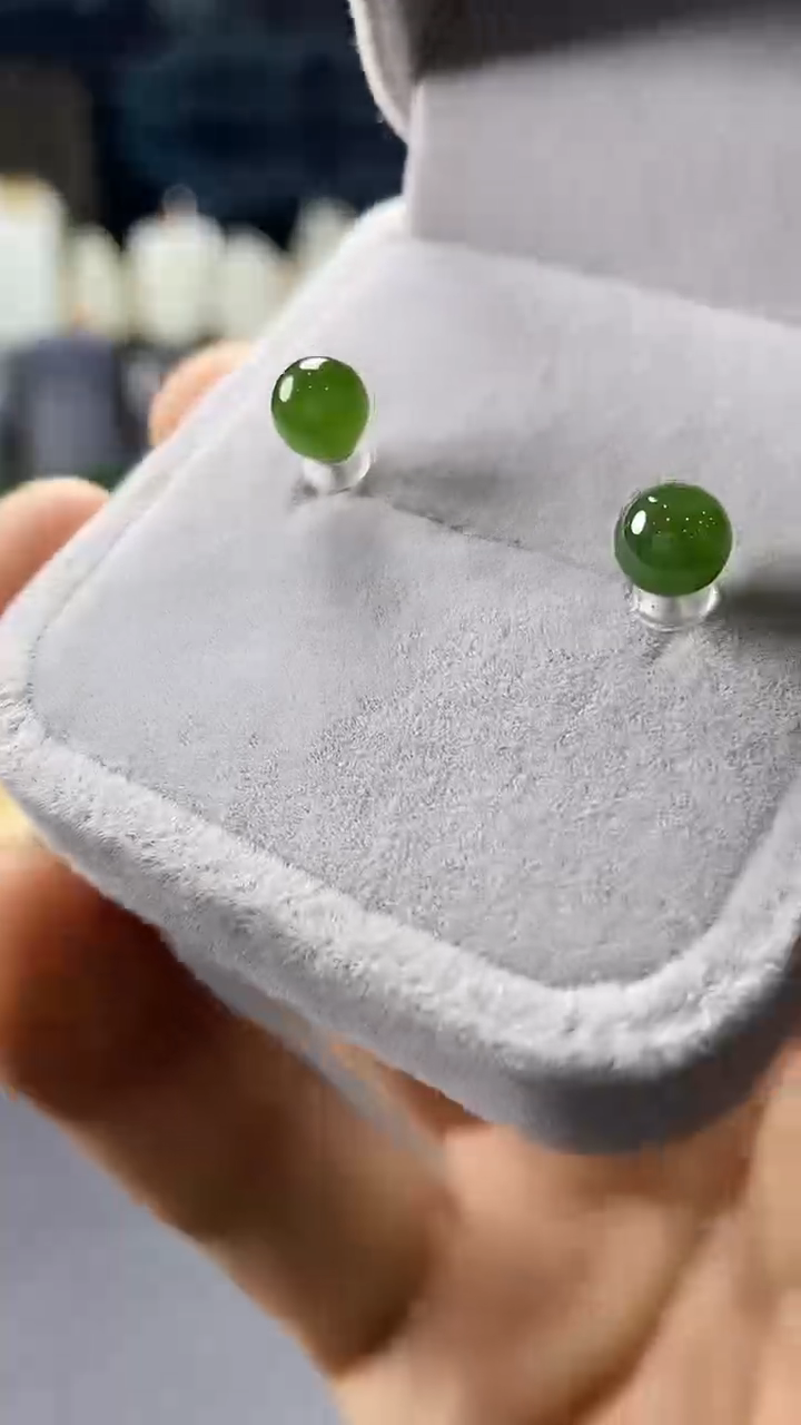 和田玉银S925镶嵌耳饰1