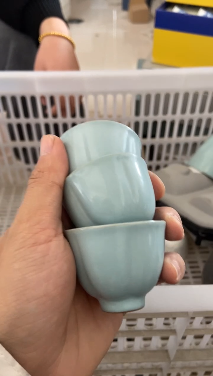 杯子瓷无运费险有瑕疵的摄影的产品有使用过的痕迹有点脏介意勿拍