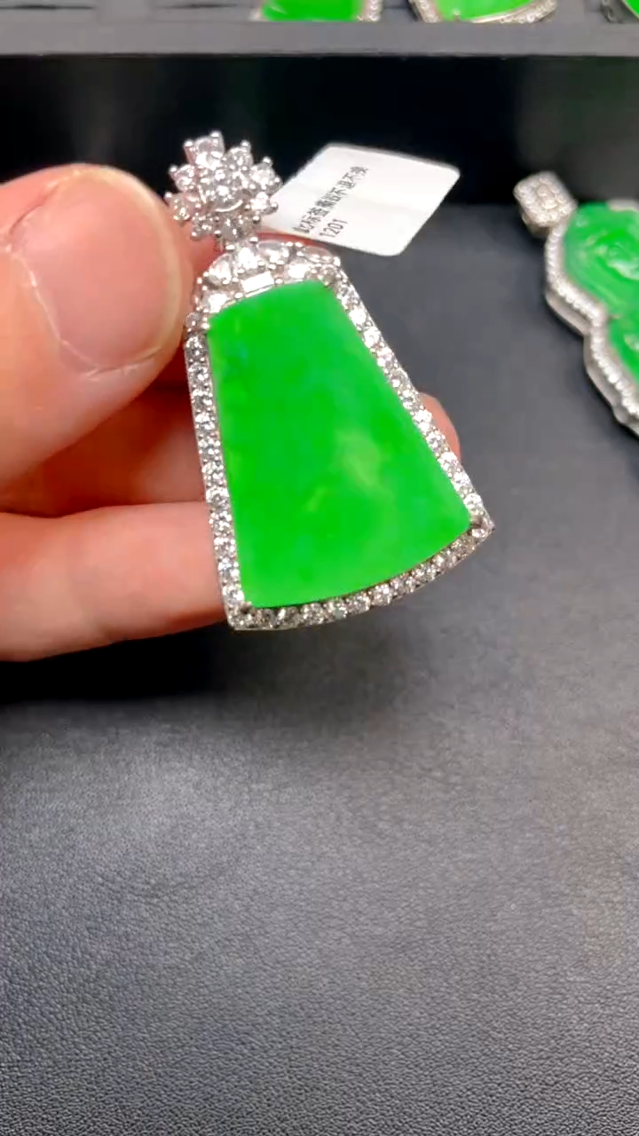 吊坠(不含链)银S925镶嵌翡翠吊坠