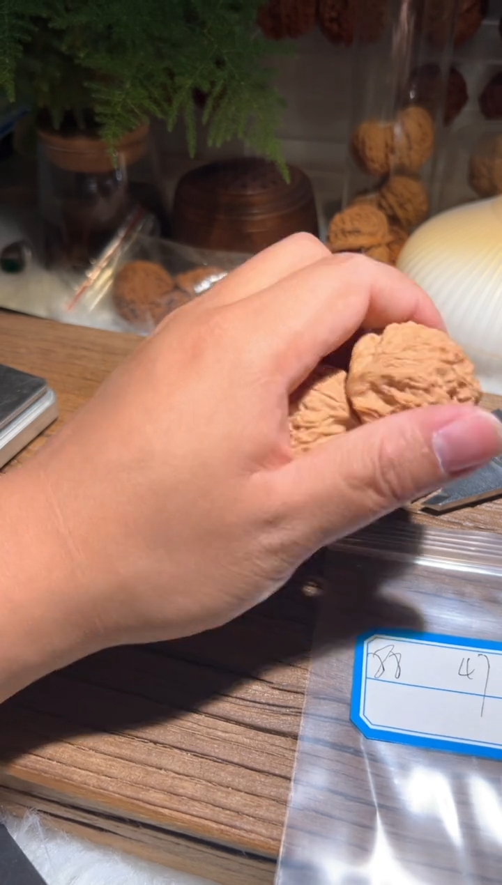 【闪购商品】文玩核桃吊坠一栗蛇头88