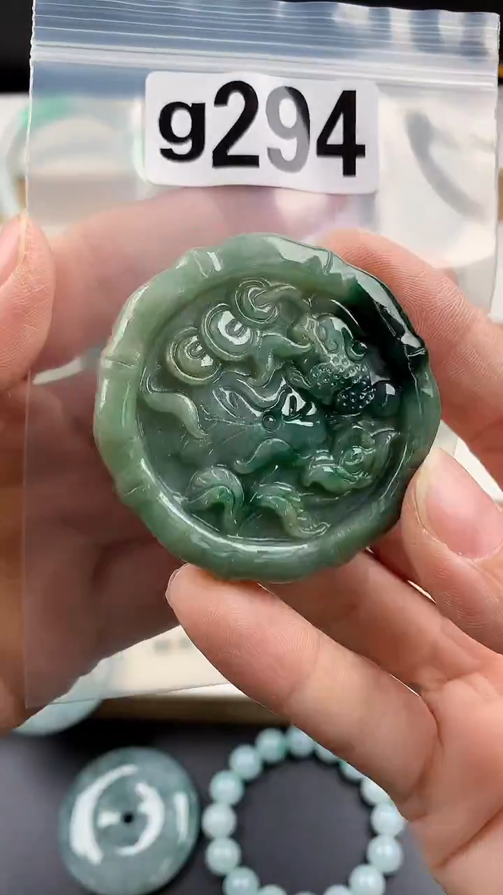 颈饰未镶嵌翡翠天然翡翠吊坠挂件