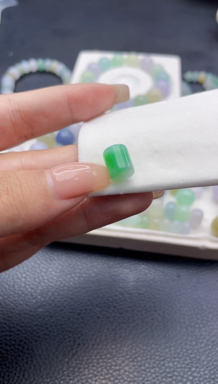 【闪购商品】定制翡翠未镶嵌06311111