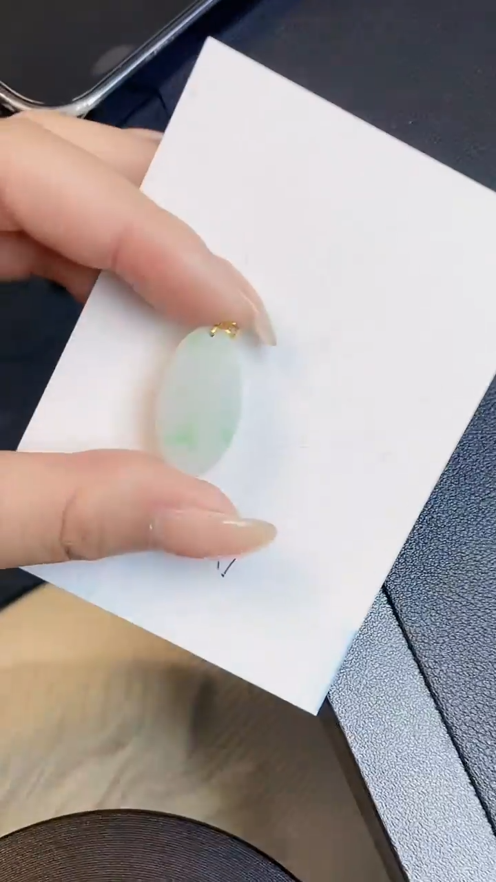 【闪购商品】翡翠颈饰18K金镶嵌00000000