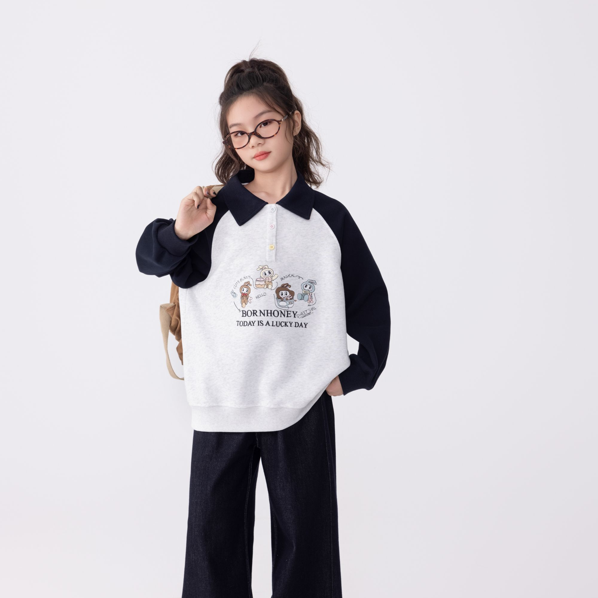 2025秋季新款女童韩版洋气长袖拼色卡通翻领休闲卫衣Q62953