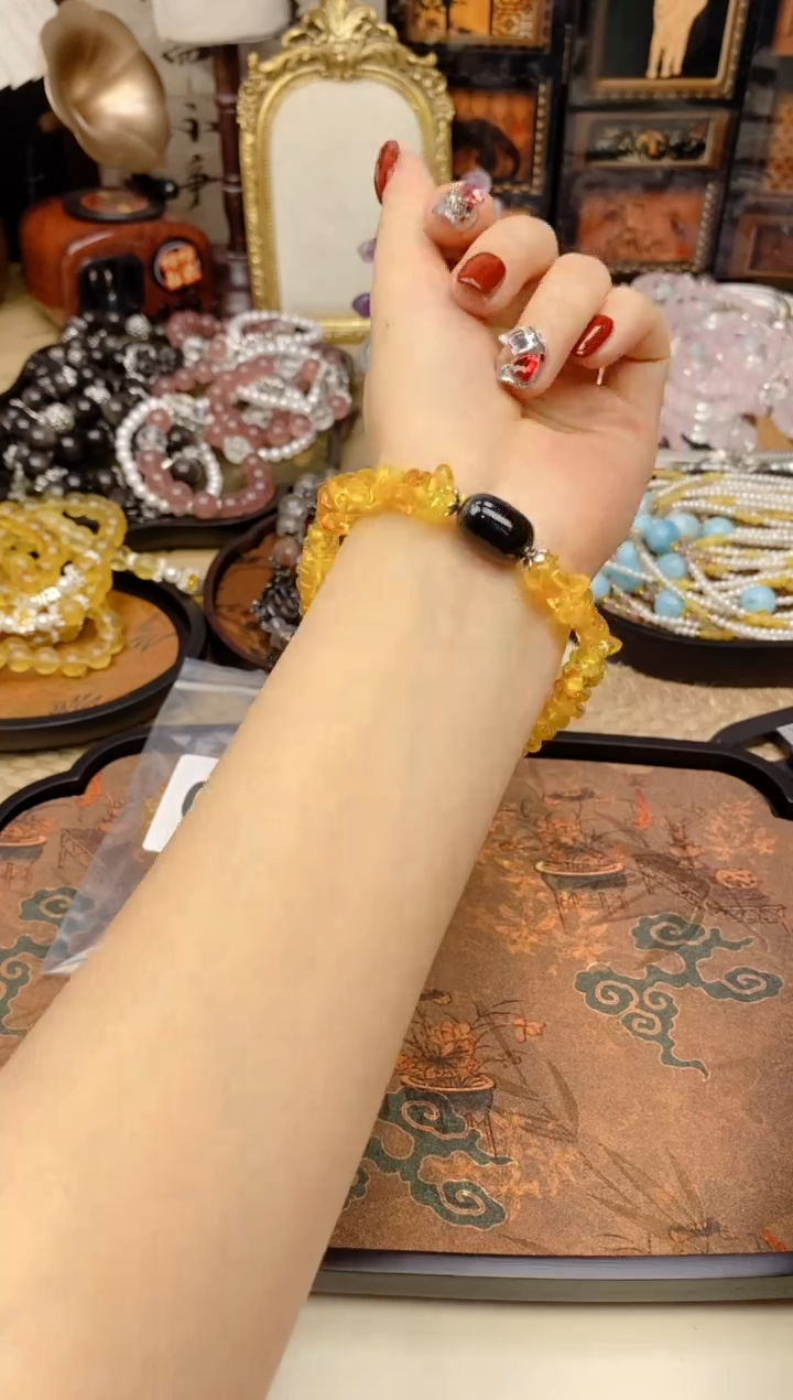 【闪购商品】蜜蜡手链未镶嵌223手串