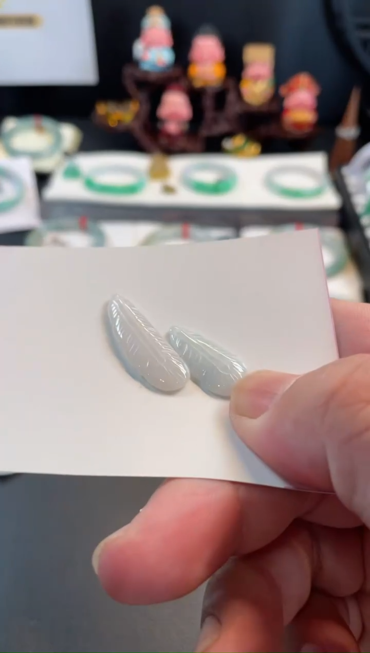 翡翠手镯未镶嵌7有纹裂