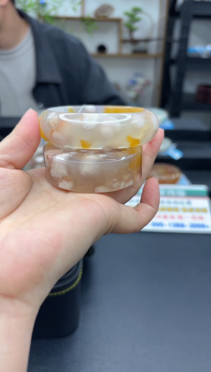 【闪购商品】石英质玉手镯未镶嵌C892(59圈赠送镯心)