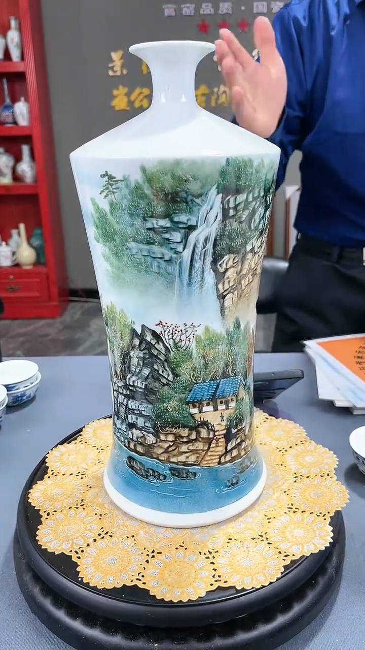 【闪购商品】官窑瓷画院679官窑瓷画院山水赏瓶