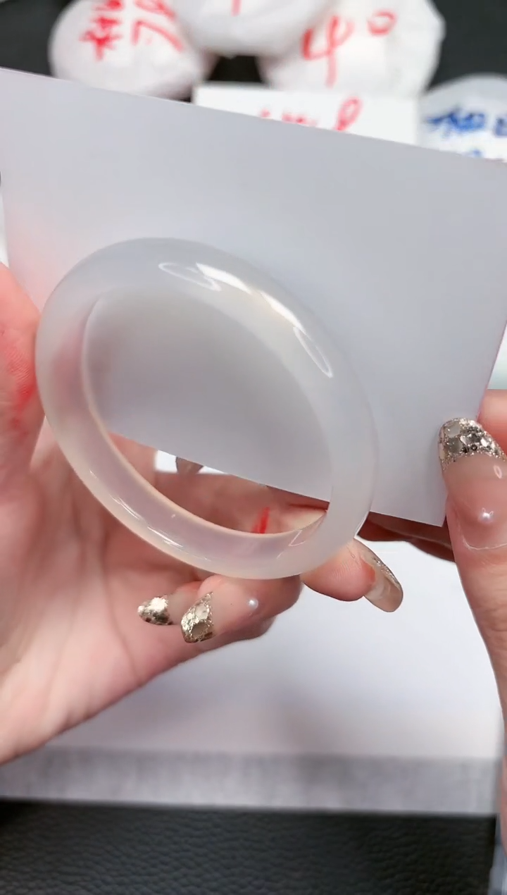 【闪购商品】石英质玉手镯未镶嵌497-54.4