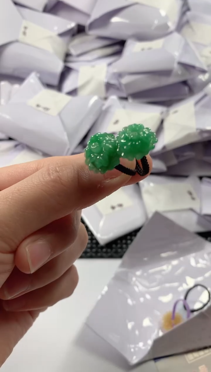 【闪购商品】翡翠颈饰未镶嵌多样性发货，发一件