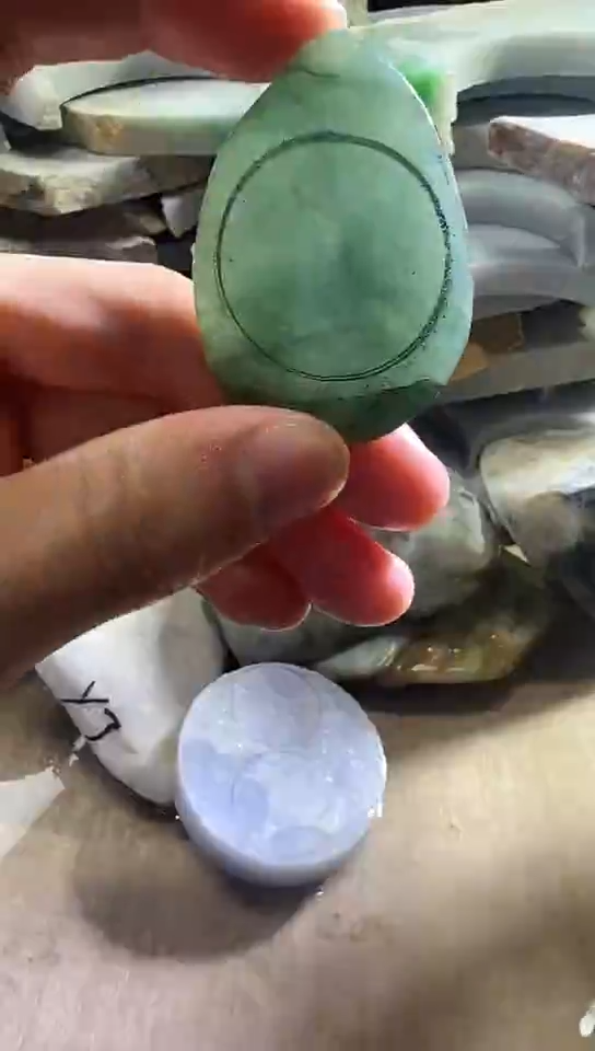 裸石翡翠缅甸翡翠A货花405