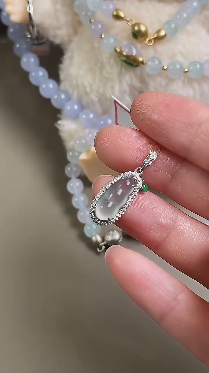 翡翠18K金镶嵌吊坠(不含链)天然缅甸翡翠吊坠