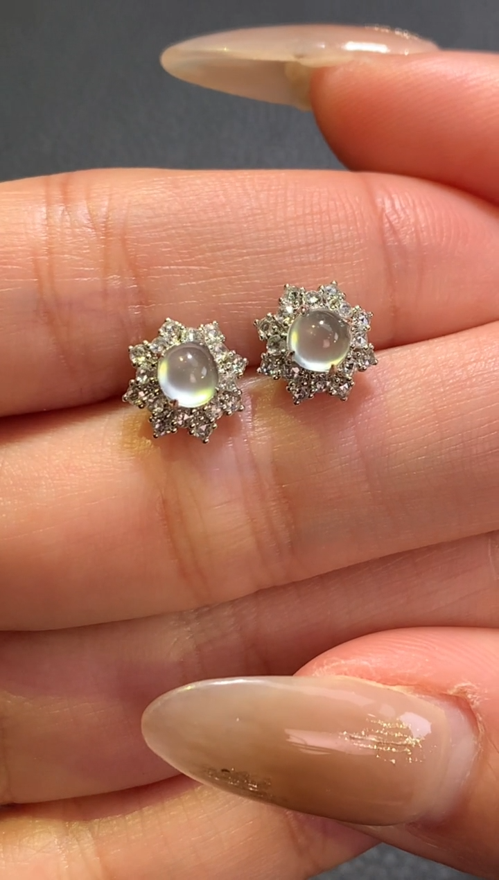 【闪购商品】翡翠耳钉18K金镶嵌蛋面耳钉