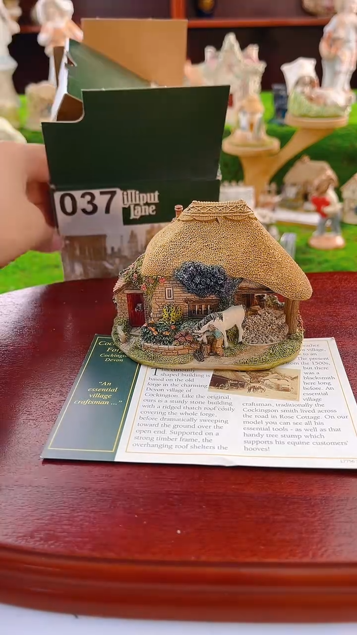 【闪购商品】紫砂茶宠Lilliput中古小房子037