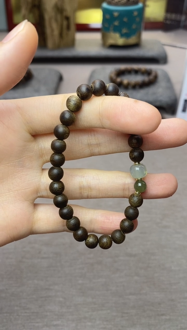 【闪购商品】沉香手串越南芽庄白棋楠0.6单圈+配饰