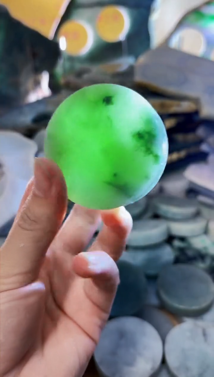 【闪购商品】翡翠颈饰未镶嵌A货白谭1557