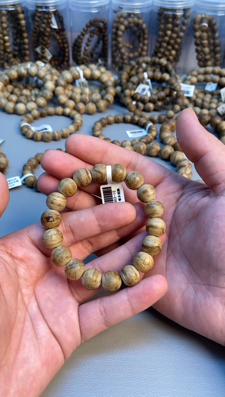 沉香手串 达拉干圆珠单圈微瑕1.1多样性发其一