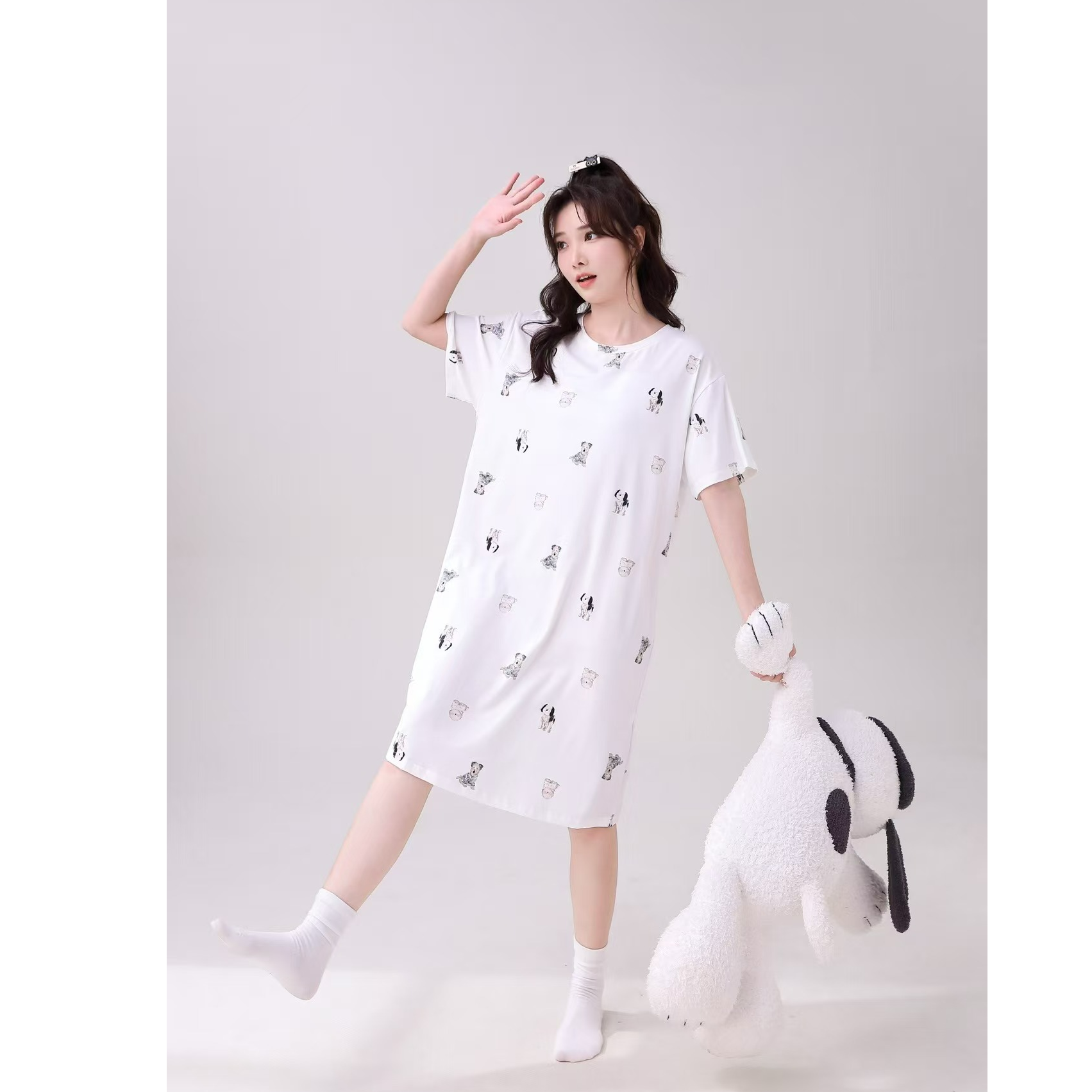 女士精梳棉时尚宽松中长款卡通睡裙328-23