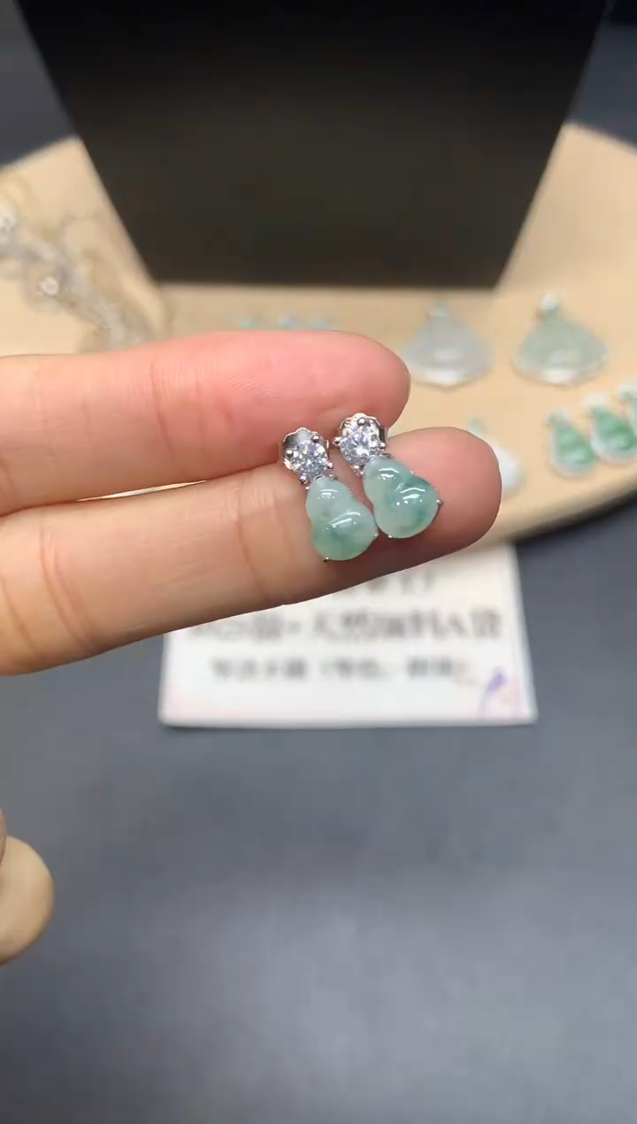 【闪购商品】翡翠耳饰银S925镶嵌葫芦【多样性发其一】