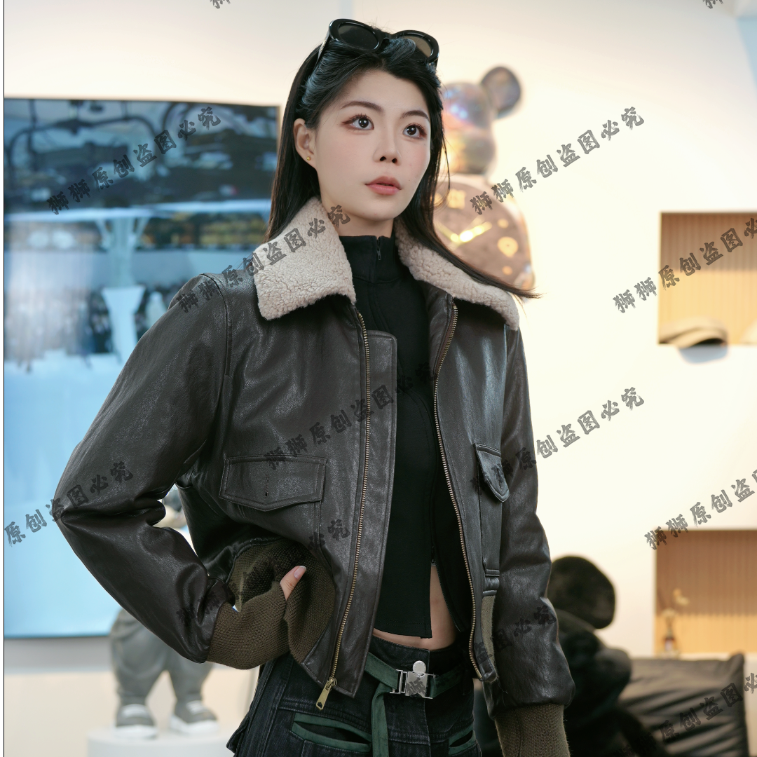 [狮狮专属]2025新款加绒皮毛一体冬季高级感减龄巨好看厚外套短款