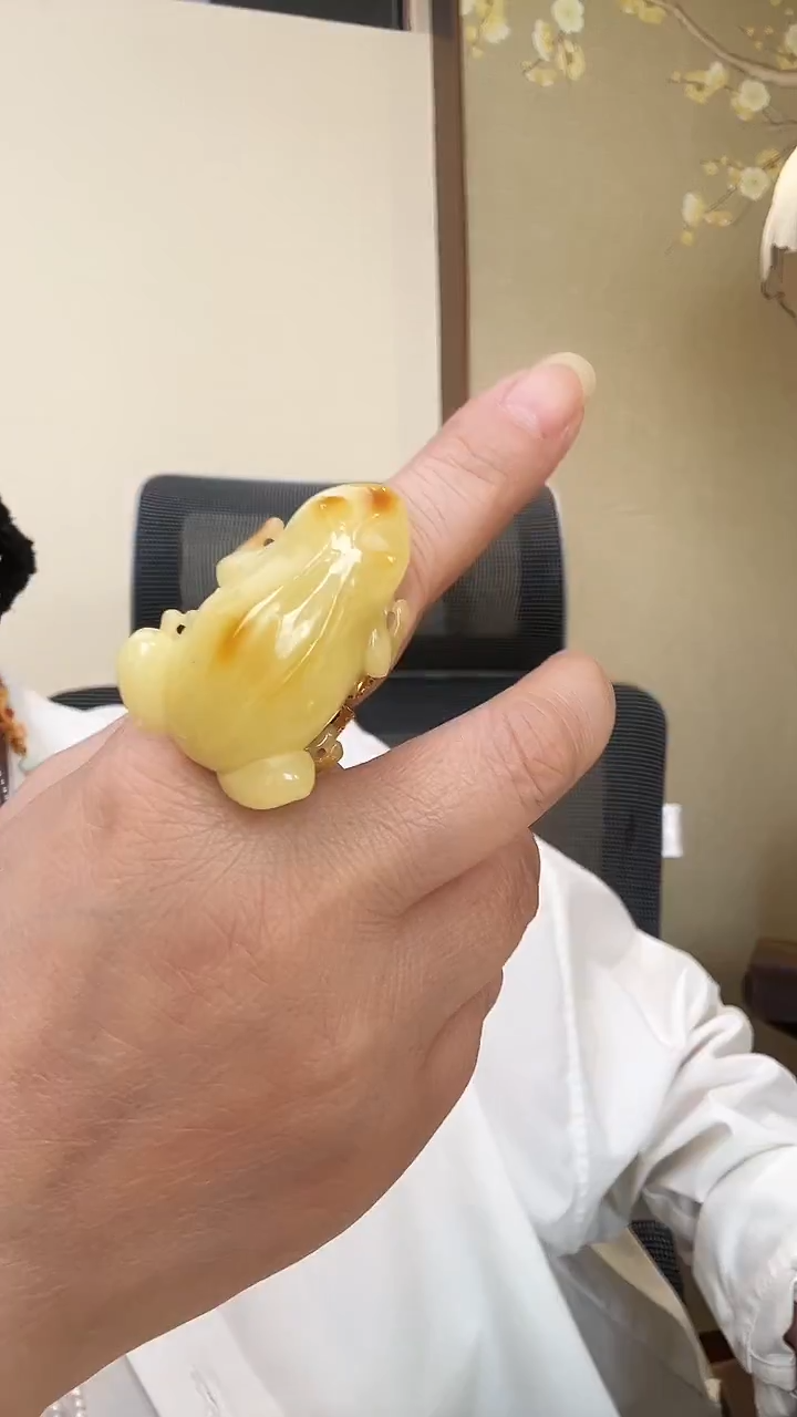 银S925镶嵌琥珀戒指戒指