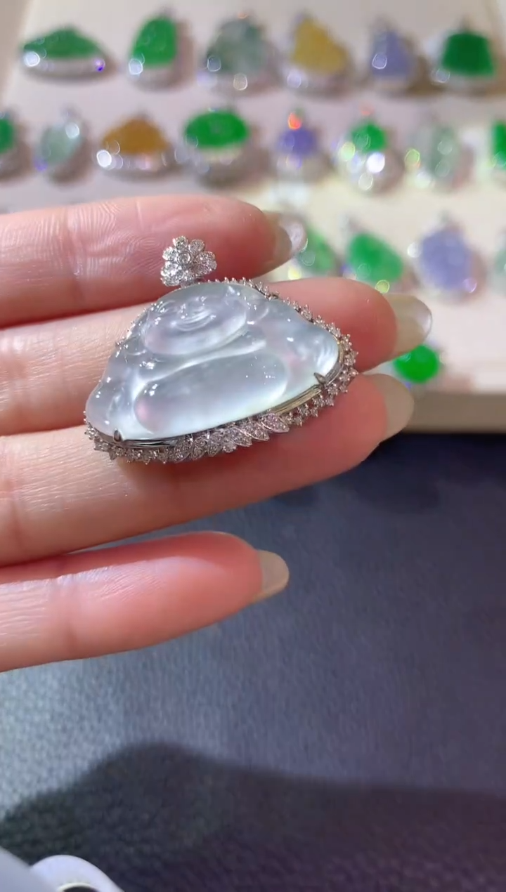 【闪购商品】翡翠吊坠(不含链)18K金镶嵌D13