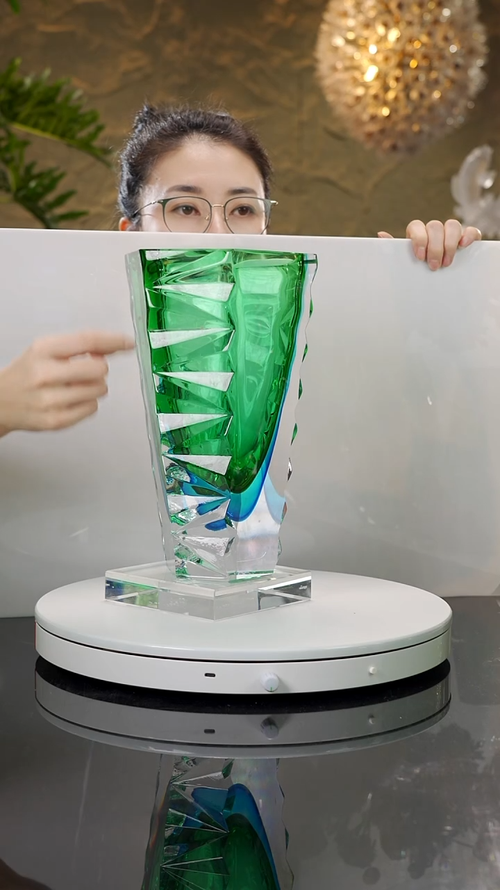 【闪购商品】瓷片设计款花瓶摆件