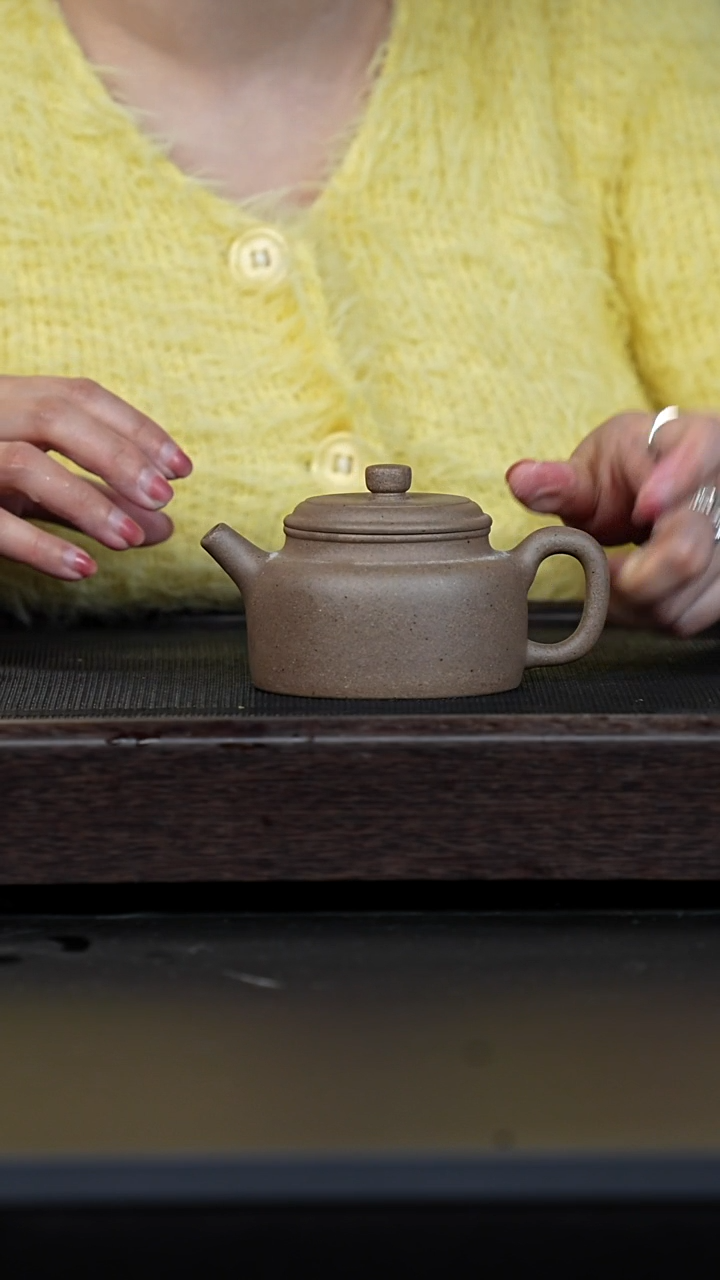 【闪购商品】紫砂茶壶鲨皮青德钟