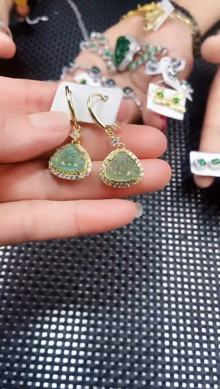 【闪购商品】翡翠耳饰未镶嵌111111111
