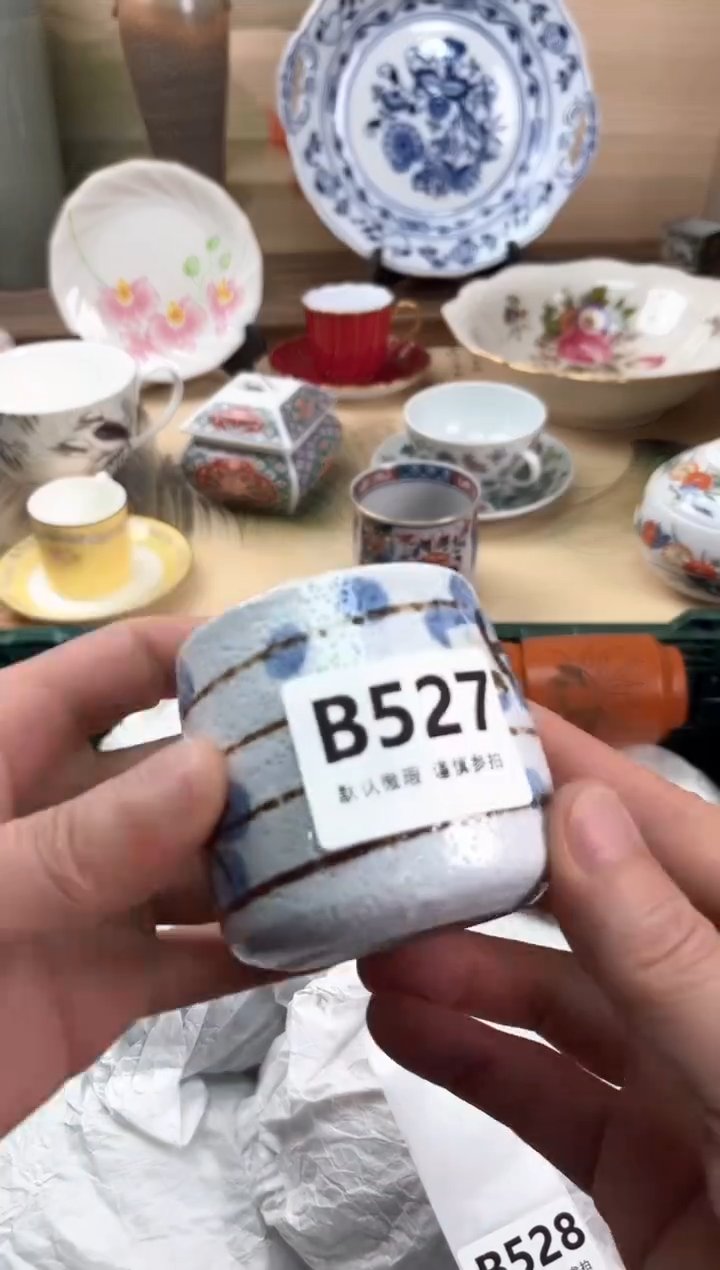 瓷片你***谁527                              